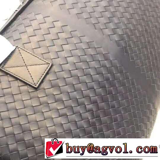 2019春夏の大注目トレンド ボッテガ ブランド BOTTEGA VENETA ビジネスバッグ おしゃれデザインも大人気