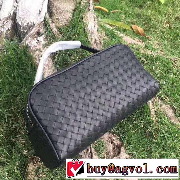 2019年最新ファッション 今期のトレンド定番アイテム ボッテガ ブランド BOTTEGA VENETA ビジネスバッグ