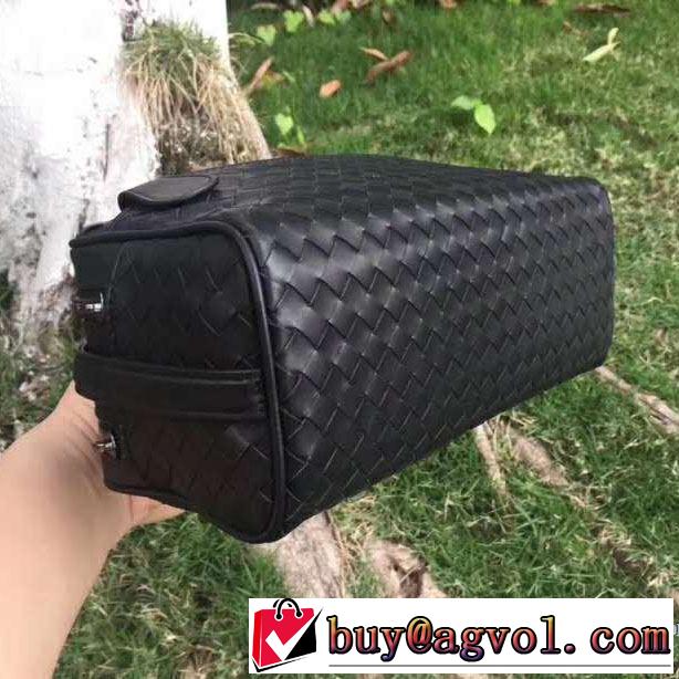 2019年最新ファッション 今期のトレンド定番アイテム ボッテガ ブランド BOTTEGA VENETA ビジネスバッグ
