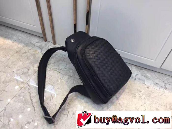 リュック 夏に良く似合うちょっと新品 ボッテガ ブランド BOTTEGA VENETA  2019年夏の一押しファッションアイテム
