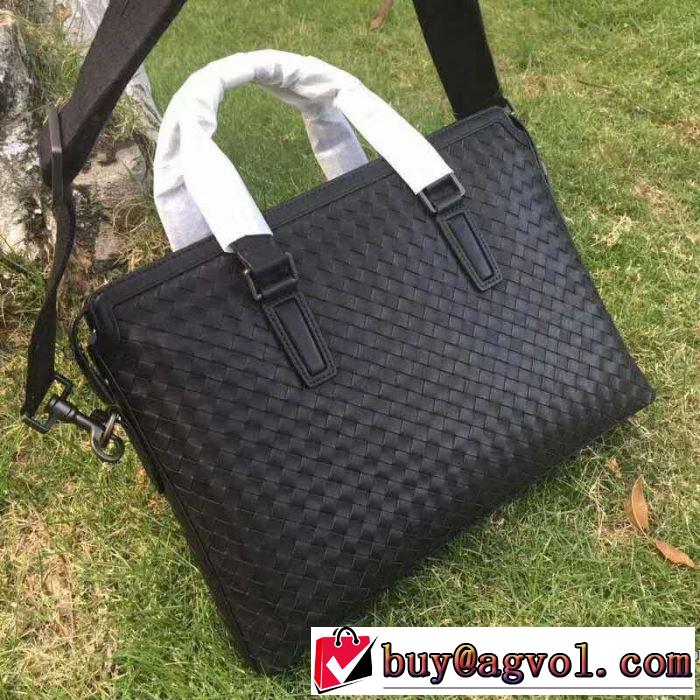 ボッテガ ブランド BOTTEGA VENETA ビジネスバッグ 一気にトレンド感満載な着こなし 2019SSのトレンド商品