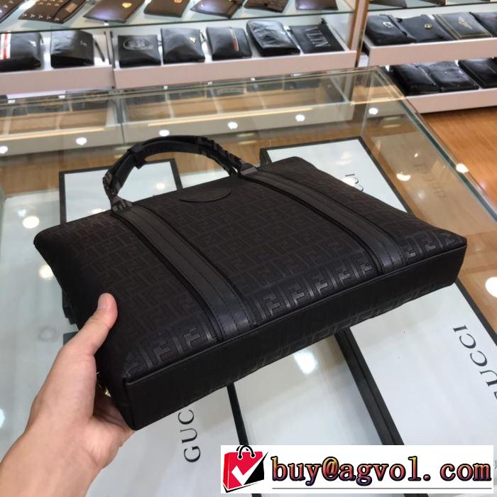 ハンドバッグ 大人っぽさや重厚感をカジュアル　フェンディとにかく暖かい防寒着おすすめ　FENDI　2019/2020年最新のブランド新品