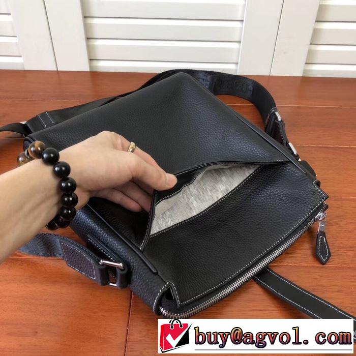 やっぱり優しい色 エルメス HERMES 【2019秋冬トレンド】押さえておきたい ショルダーバッグ サイズのよさを感じる新作 3色可選