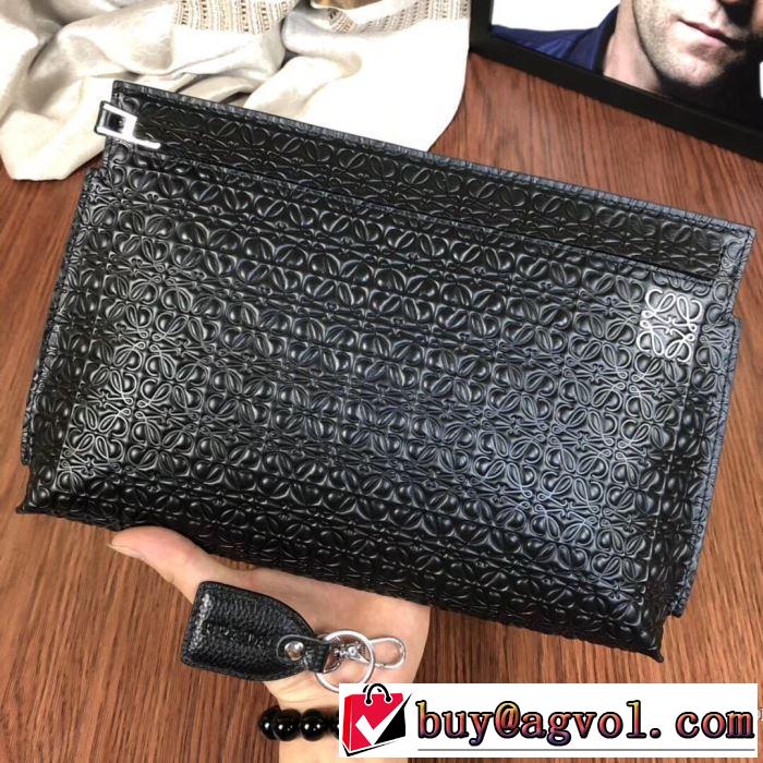 毎日はちょっとイイ秋冬新品 ロエベ LOEWE  ファッショントレンドを早速チェック ポーチ  2020秋冬流行ファション