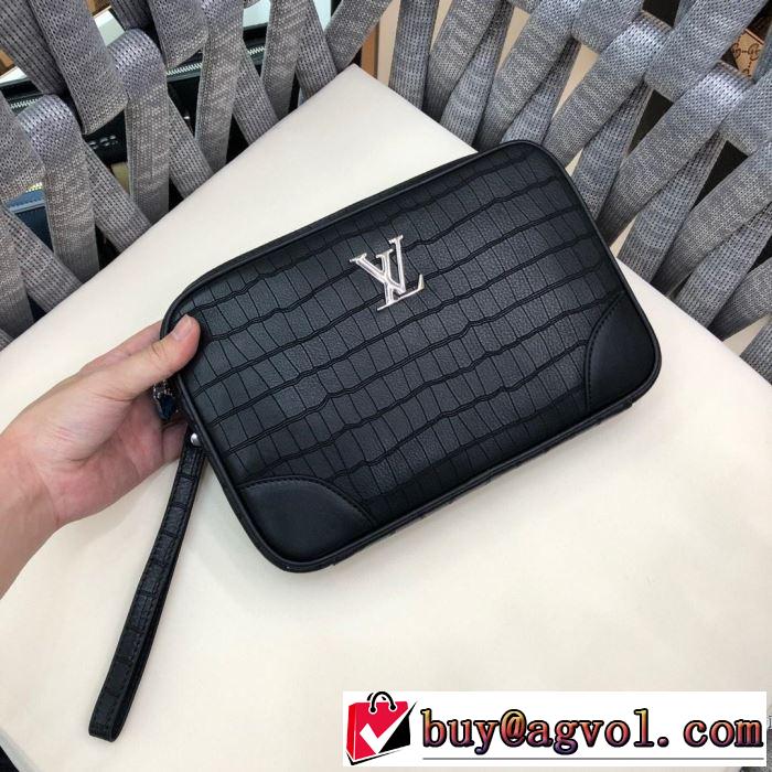 ルイ ヴィトン LOUIS VUITTON ポーチ 【2019年】夏のファッション  夏おすすめ人気ブランドアイテム