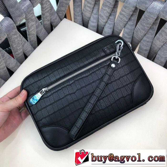 ルイ ヴィトン LOUIS VUITTON ポーチ 【2019年】夏のファッション  夏おすすめ人気ブランドアイテム
