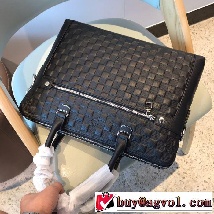 秋冬ファッションコーディネート ルイ ヴィトン人気ファッション雑誌でも掲載  LOUIS VUITTON ハンドバッグ 最重要！2019秋冬トレンド