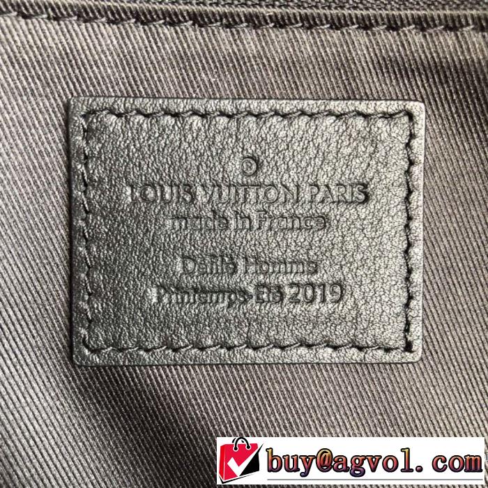 LOUIS VUITTON 優しい色味がかわいい ルイ ヴィトン今季トレンド新作はこれ  スーツケース 速報！2019年秋ファッショントレンド