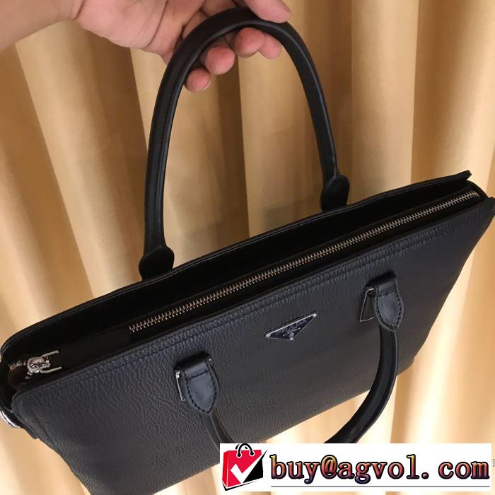 2019-20秋冬トレンドファッション プラダ PRADA 最新秋冬トレンドをチェック ハンドバッグ 秋冬流行りファション