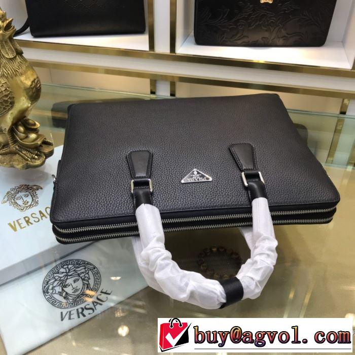 PRADA 秋冬から人気継続中 プラダ  シンプルに着こなしたい ハンドバッグ 最速2019秋冬トレンドブランド