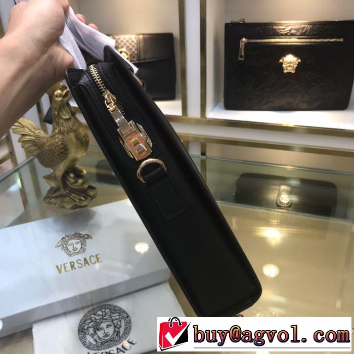 気になる2019年秋のファッション 秋トレンドの新定番 プラダ PRADA ハンドバッグ  今から取り入れられるトレンド