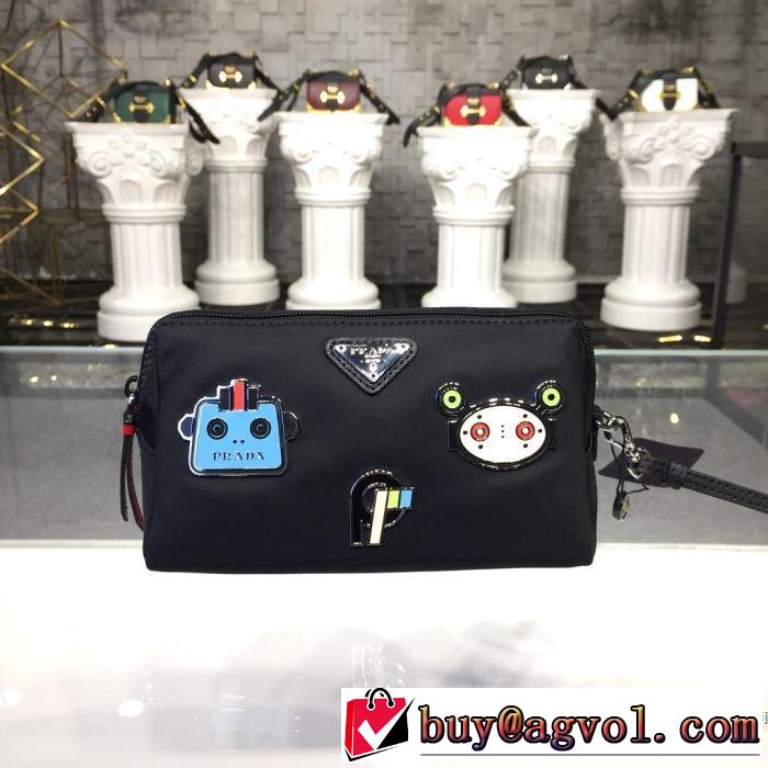 PRADA 最新作おすすめしたい秋冬 プラダ  寒い季節トレンド上品 ポーチ  今年の秋冬のトレンド激安セール