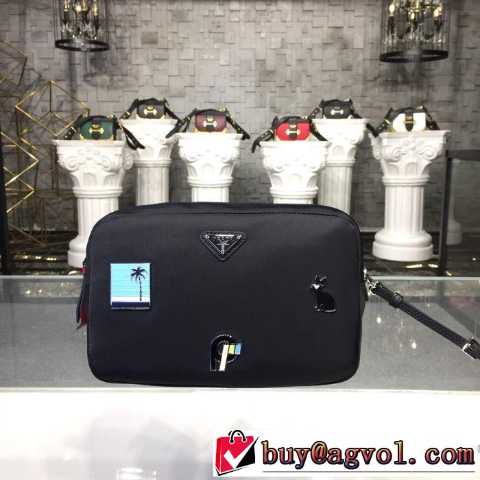 2019?2020秋冬流行色紹介 プラダ最新秋冬トレンドをチェック  PRADA ポーチ 秋冬流行りファション