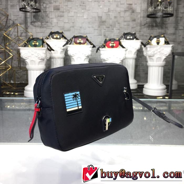 2019?2020秋冬流行色紹介 プラダ最新秋冬トレンドをチェック  PRADA ポーチ 秋冬流行りファション