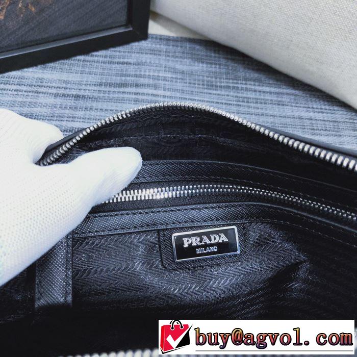 ポーチ 今年の流行りファション プラダ【2019秋冬トレンド】押さえておきたい  PRADA やっぱり優しい色 2色可選