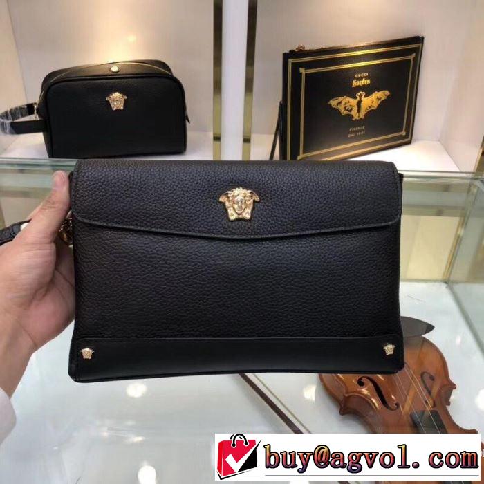 ポーチ 2019春夏のトレンド新商品 春夏シンプルファッションでOK！ ヴェルサーチVERSACE