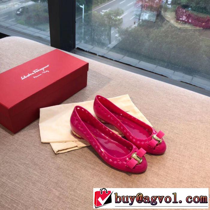 夏先に大活躍する 2019春夏の大注目トレンド サルヴァトーレフェラガモ FERRAGAMO ローファー 多色可選