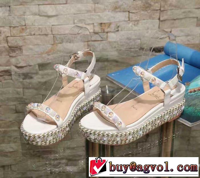 大人可愛いスタイル 2019年春夏流行ファッション クリスチャンルブタン Christian Louboutin サンダル 4色可選