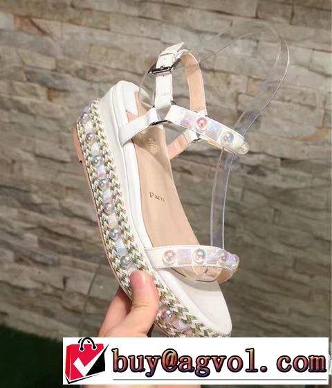 大人可愛いスタイル 2019年春夏流行ファッション クリスチャンルブタン Christian Louboutin サンダル 4色可選