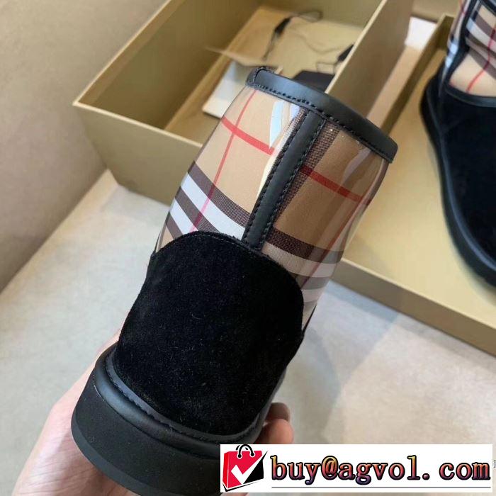 バーバリー カジュアルコーデオシャレ2色可選  BURBERRY 速報！2019年秋ファッショントレンド レザーブーツ 優しい色味がかわいい