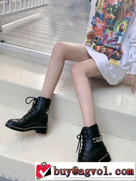 オシャレスタイルが今年流 ジバンシー 2019-20秋冬取り入れやすい GIVENCHY レザーブーツ おしゃれ感度が高い秋冬トレンド