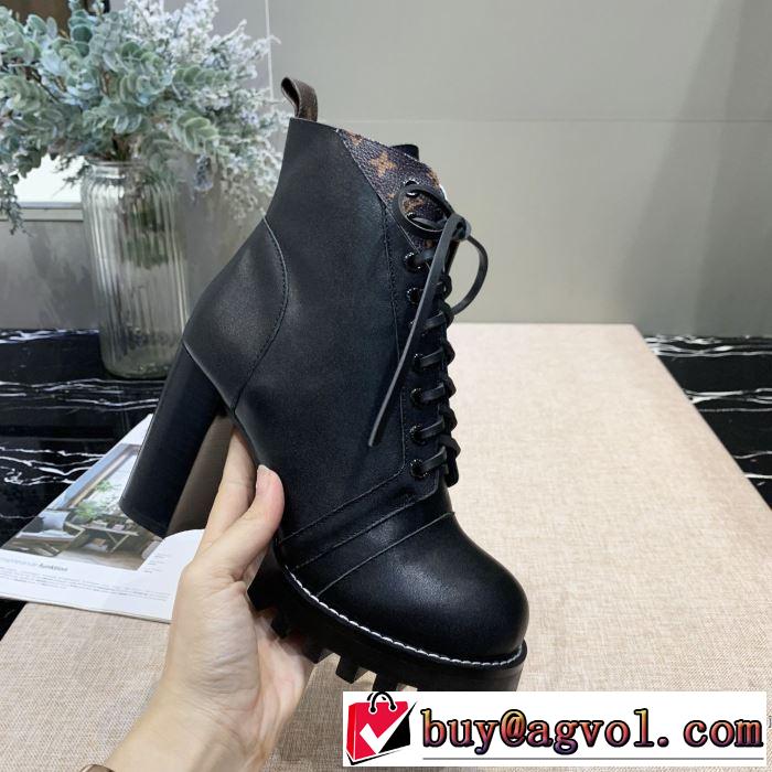 秋服コーデ2019年版 3色可選 ルイ ヴィトン LOUIS VUITTON 秋にはやる最新作を先取り レザーブーツ 大胆なチェックの人気トレンド