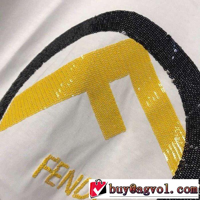 優しげ人気アイテム 軽やかな素材感  Tシャツ/ティーシャツ 2色可選  FENDI夏大人気のアイテム FENDI