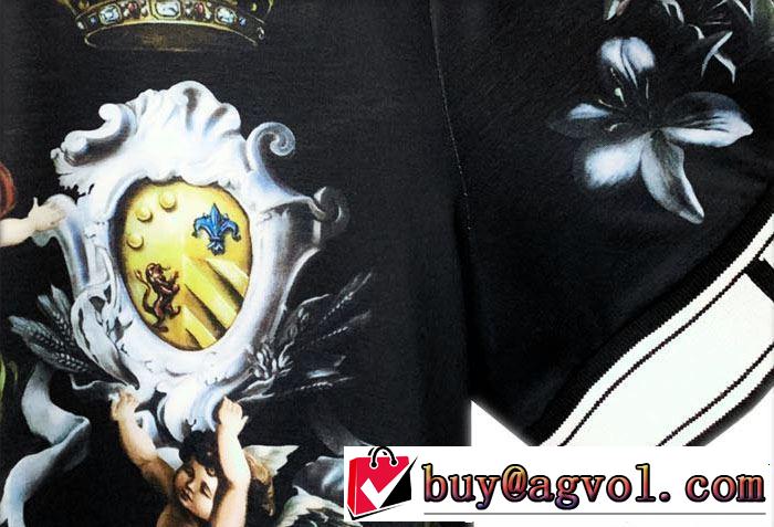 Dolce&Gabbana ドルチェ＆ガッバーナ 半袖Tシャツ 夏に良く似合うちょっと新品 2019年春夏シーズンの人気