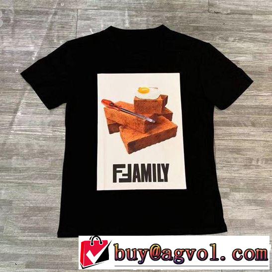2色可選 半袖Tシャツ リラックススタイルが実現 ドレスアップ効果も抜群 FENDI フェンディ