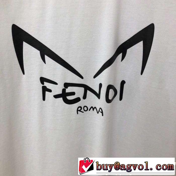 大人っぽく仕上げ 優しげ人気アイテム 抜け感スゴイ FENDI フェンディ半袖Tシャツ 2色可選