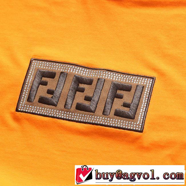 今年春夏ファション流行り 2019年春夏のトレンドアイテム FENDI フェンディ 半袖Tシャツ 4色可選