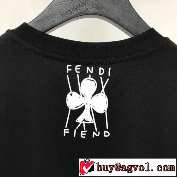 フェンディ FENDI 春夏！大人カジュアル 【2019年】夏のファッション 半袖Tシャツ 優しい雰囲気スタイリッシュに 2色可選