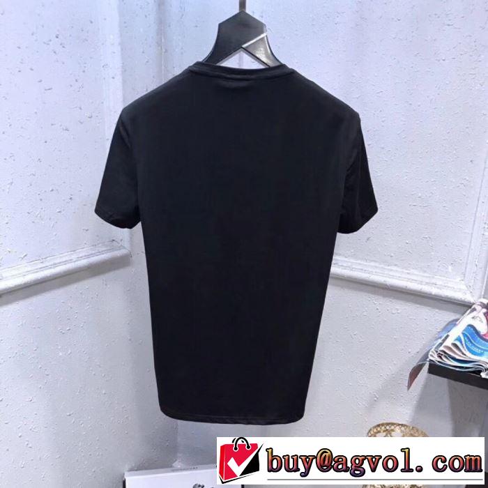 爽やかすぎない大人の印象に 2色可選 半袖Tシャツ 2019春夏の大注目トレンド フェンディ FENDI 大胆なデザイン