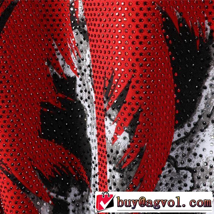 大人のこなれた着こなし Tシャツ/ティーシャツ フィリッププレイン PHILIPP PLEIN トップスをインするスタイル 2色可選