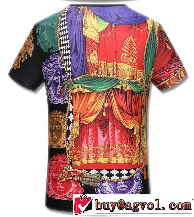 通勤の定番 VERSACE ヴェルサーチ 半袖Tシャツ リラックススタイルが実現 オシャレ上級者に
