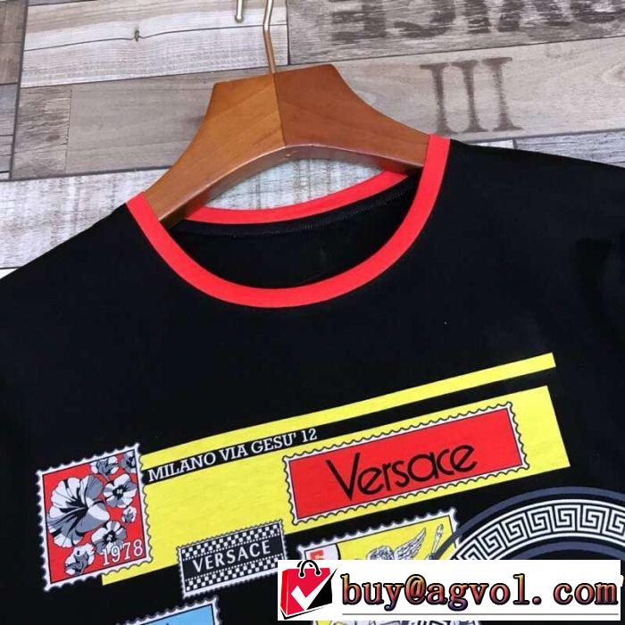 風通しのよい VERSACE ヴェルサーチ 半袖Tシャツ ユニセックススタイル スタイルを綺麗に