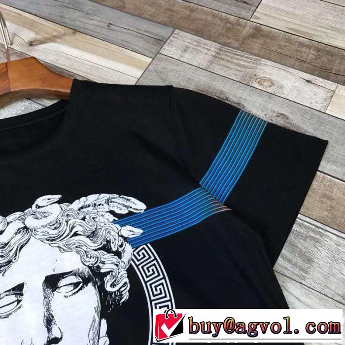 今っぽいトレンド VERSACE ヴェルサーチ 半袖Tシャツ 今旬のシルエットバランス