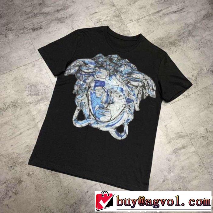 VERSACE ヴェルサーチ 半袖Tシャツ 2色可選 素敵なスタイルで夏の定番 品のよさを感じさ