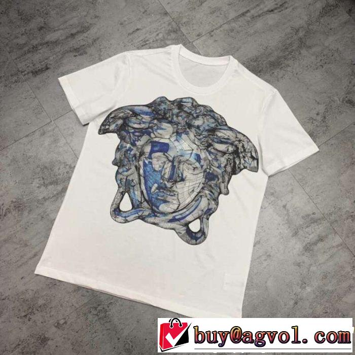VERSACE ヴェルサーチ 半袖Tシャツ 2色可選 素敵なスタイルで夏の定番 品のよさを感じさ