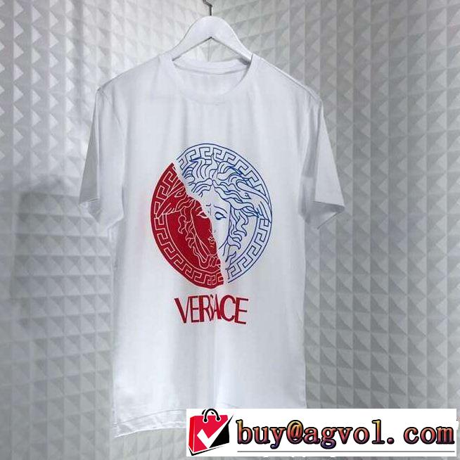 爽やかさ VERSACE ヴェルサーチ 半袖Tシャツ 2色可選 る春夏おすすめの人気商品