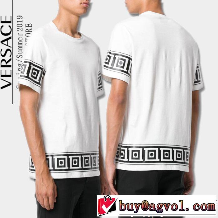 2019年春夏流行ファッション 大人可愛いスタイル VERSACE ヴェルサーチ 半袖Tシャツ 2色可選