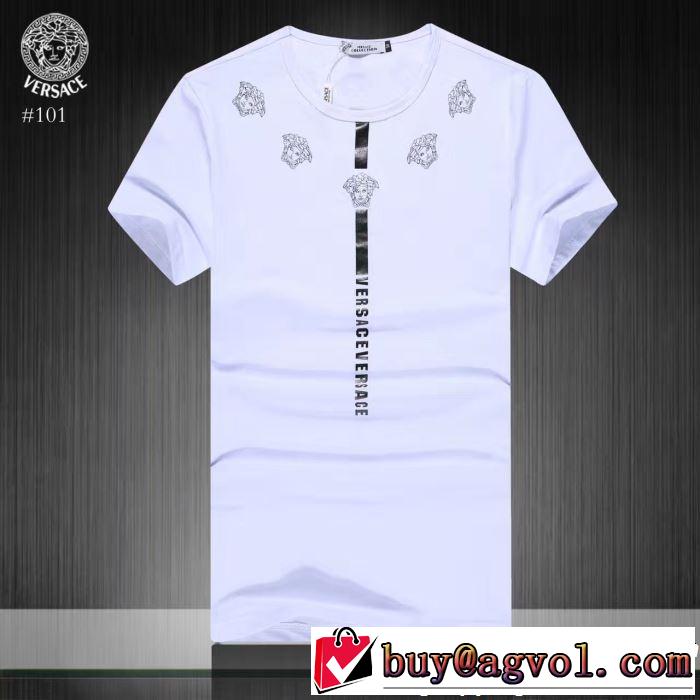  夏の大人カジュアルスタイル ヴェルサーチVERSACE Tシャツ/ティーシャツ大人っぽく着こなせる  2色可選 