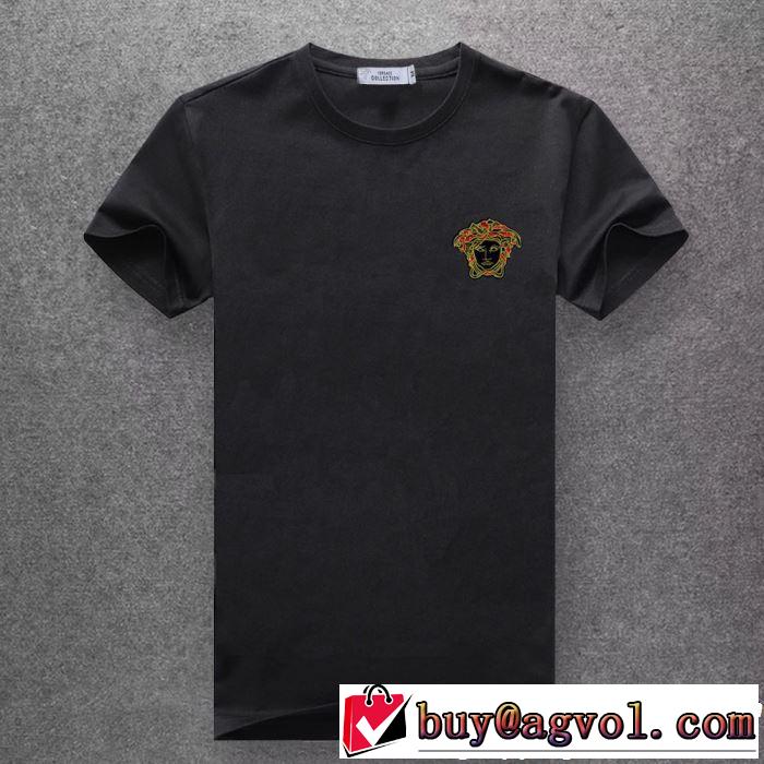  一気にトレンド感満載な着こなし ヴェルサーチ2019年最新ファッション VERSACE Tシャツ/ティーシャツ 多色可選 