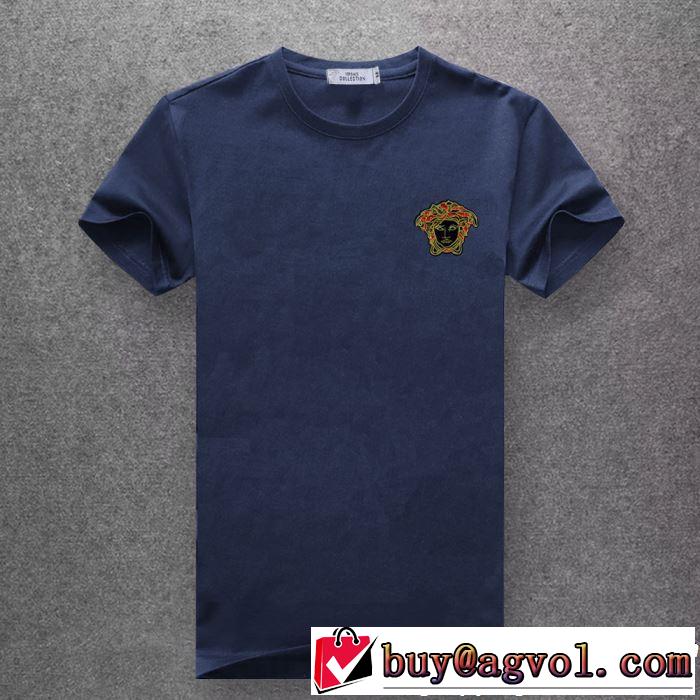 一気にトレンド感満載な着こなし ヴェルサーチ2019年最新ファッション VERSACE Tシャツ/ティーシャツ 多色可選