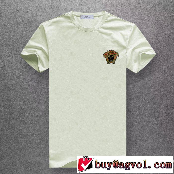 一気にトレンド感満載な着こなし ヴェルサーチ2019年最新ファッション VERSACE Tシャツ/ティーシャツ 多色可選
