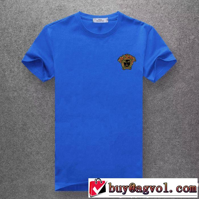 一気にトレンド感満載な着こなし ヴェルサーチ2019年最新ファッション VERSACE Tシャツ/ティーシャツ 多色可選