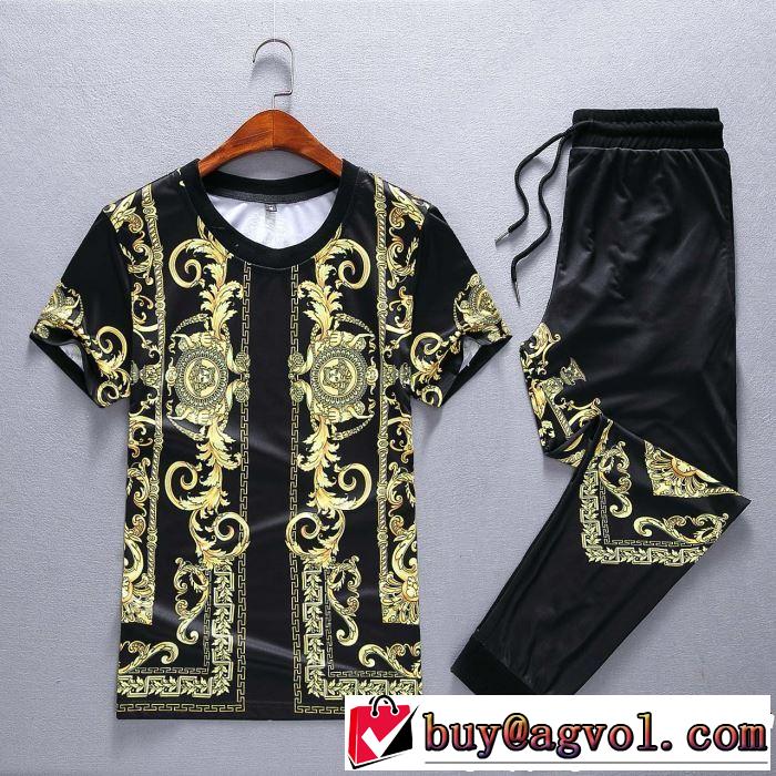  2019夏ファション新品 半袖 上下セット最終価格セール VERSACE ヴェルサーチ ギフト最適期間限定