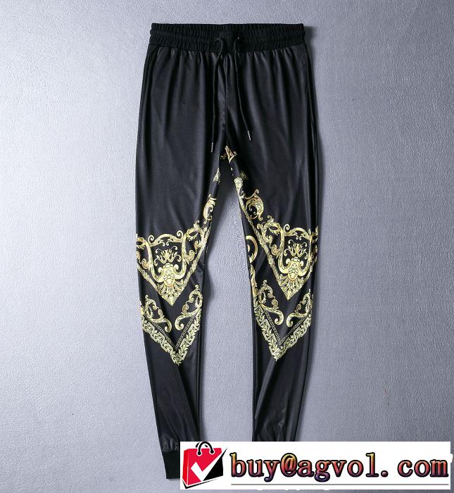2019夏ファション新品 半袖 上下セット最終価格セール VERSACE ヴェルサーチ ギフト最適期間限定