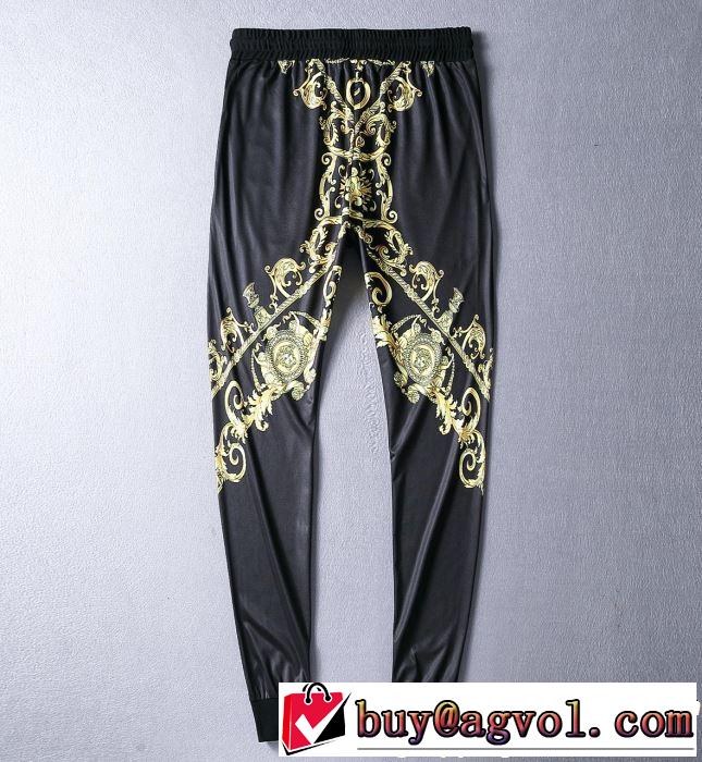 2019夏ファション新品 半袖 上下セット最終価格セール VERSACE ヴェルサーチ ギフト最適期間限定