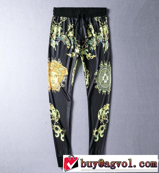 お洒落トレンド人気 半袖 上下セット 2019夏ファション新品 VERSACE 新作限定めっちゃ綺麗色ヴェルサーチ
